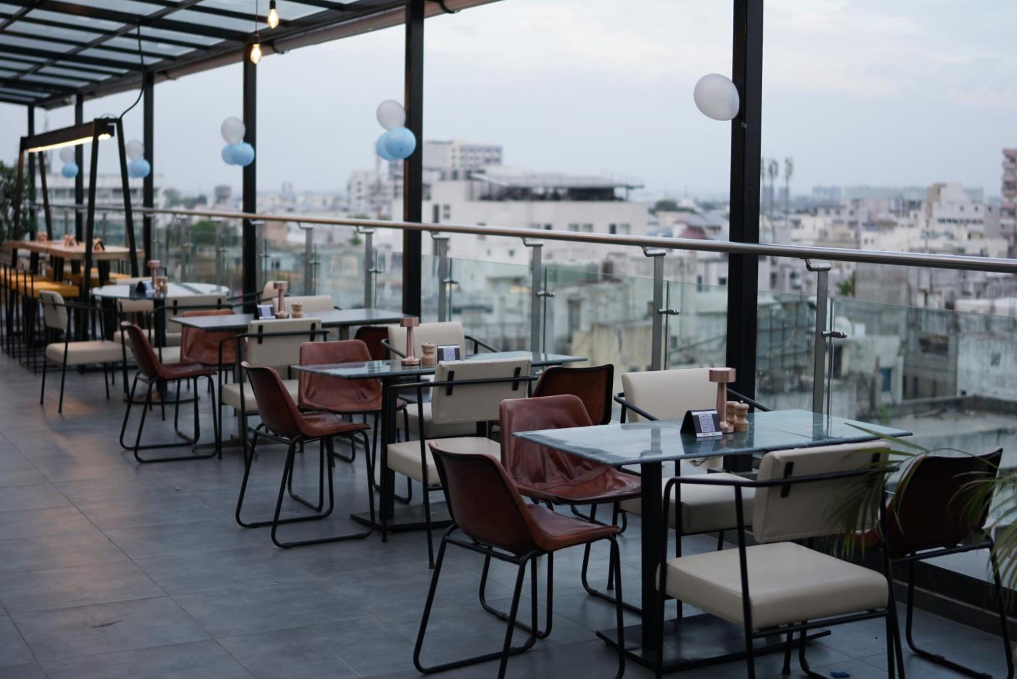 Marasa Sarovar Portico -Rajkot Exterior foto